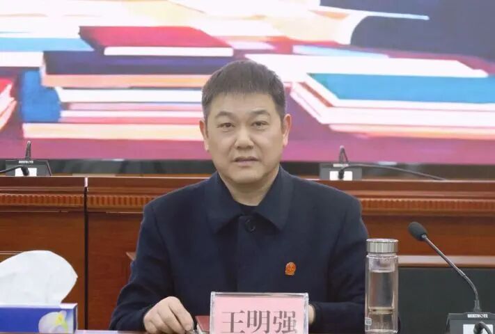 24bbf2000b5838e48ffc1bc7b461ab6.jpg 24bbf2000b5838e48ffc1bc7b461ab6.jpg